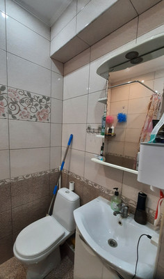 Продам однокомнатную (1-комн.) квартиру, Трубаченко ул, 16р, Симферополь г