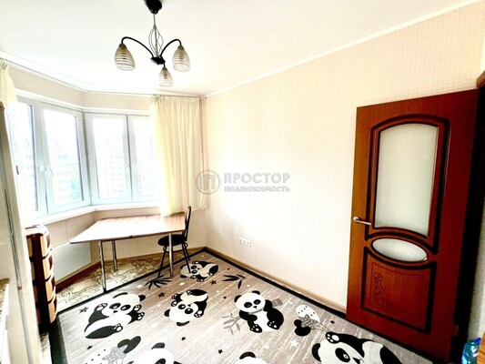 Продам двухкомнатную (2-комн.) квартиру, Южная ул, 25, Дрожжино рп