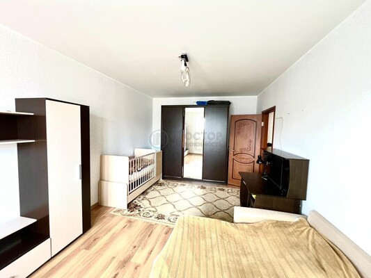 Продам двухкомнатную (2-комн.) квартиру, Южная ул, 25, Дрожжино рп