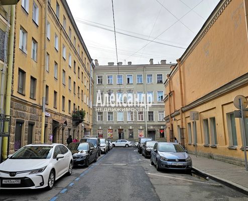 Продам однокомнатную (1-комн.) квартиру, Бринько пер, 4, Санкт-Петербург г