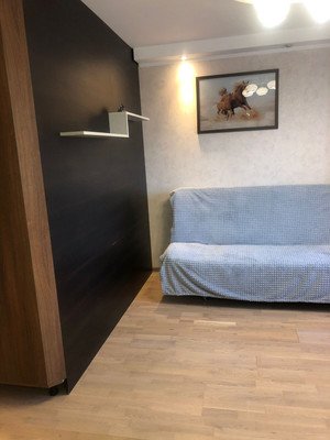 Продам однокомнатную (1-комн.) квартиру, Зои Рухадзе ул, 20, Симферополь г