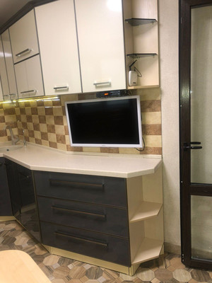 Продам однокомнатную (1-комн.) квартиру, Зои Рухадзе ул, 20, Симферополь г