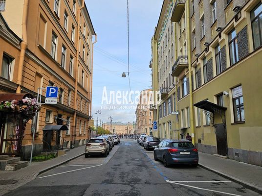Продам однокомнатную (1-комн.) квартиру, Бринько пер, 4, Санкт-Петербург г