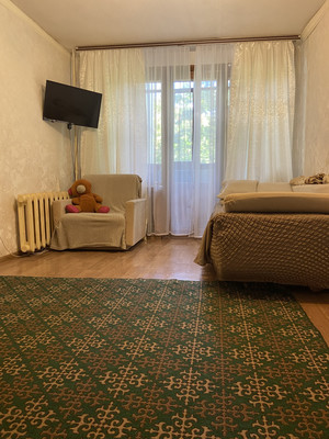 Продам однокомнатную (1-комн.) квартиру, Плеханова ул, 26к1, Москва г