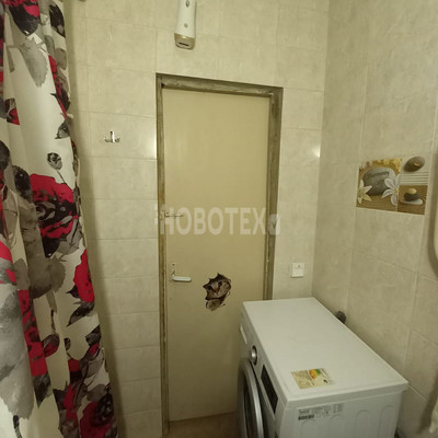 Продам двухкомнатную (2-комн.) квартиру, Ленина ул, 203, Горячий Ключ г