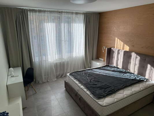 Продам трехкомнатную (3-комн.) квартиру, Сосинская ул, 6, Москва г