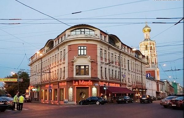 Продам трехкомнатную (3-комн.) квартиру, Петровка ул, 28, Москва г
