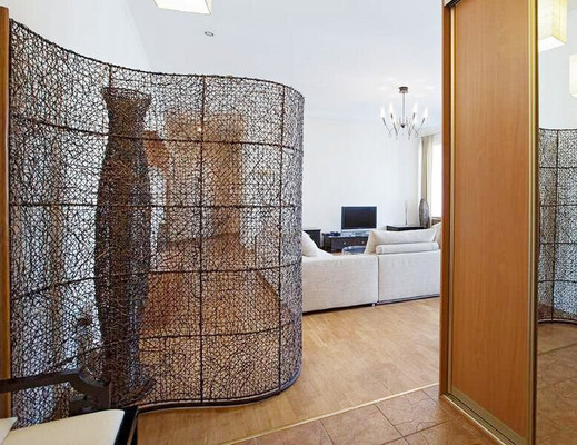 Продам трехкомнатную (3-комн.) квартиру, Петровка ул, 28, Москва г