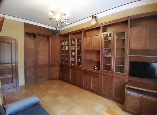 Продам трехкомнатную (3-комн.) квартиру, Ленинградское ш, 98к6, Москва г