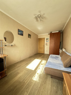 Продам двухкомнатную (2-комн.) квартиру, Куйбышева ул, 107, Калининград г