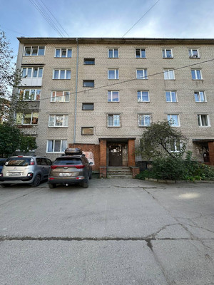 Продам двухкомнатную (2-комн.) квартиру, Куйбышева ул, 107, Калининград г