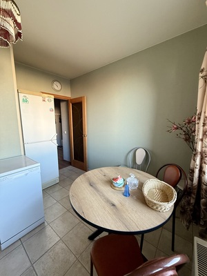 Продам двухкомнатную (2-комн.) квартиру, Панфилова ул, 4, Химки г