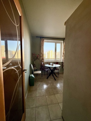 Продам двухкомнатную (2-комн.) квартиру, Панфилова ул, 4, Химки г