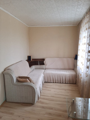 Продам двухкомнатную (2-комн.) квартиру, Весенняя ул, 40, Волгодонск г