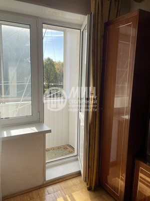 Продам двухкомнатную (2-комн.) квартиру, Зелёная (Мытищи-16 тер) ул, 6, Мытищи г