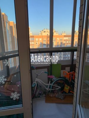 Продам двухкомнатную (2-комн.) квартиру, Строителей пр-кт, 2, Кудрово г