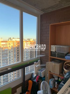 Продам двухкомнатную (2-комн.) квартиру, Строителей пр-кт, 2, Кудрово г