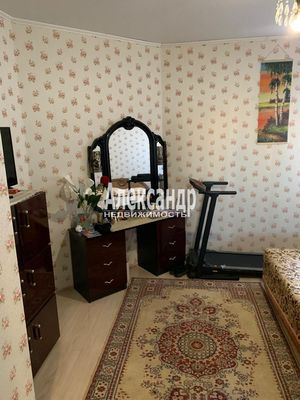 Продам двухкомнатную (2-комн.) квартиру, Строителей пр-кт, 2, Кудрово г