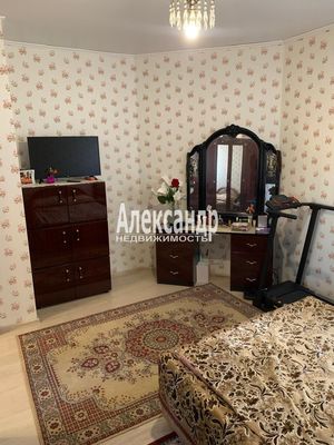 Продам двухкомнатную (2-комн.) квартиру, Строителей пр-кт, 2, Кудрово г