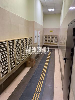 Продам двухкомнатную (2-комн.) квартиру, Строителей пр-кт, 2, Кудрово г