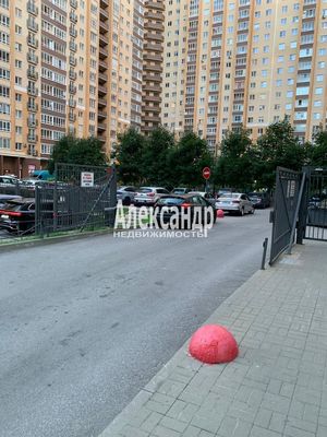 Продам двухкомнатную (2-комн.) квартиру, Строителей пр-кт, 2, Кудрово г