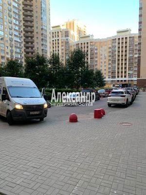 Продам двухкомнатную (2-комн.) квартиру, Строителей пр-кт, 2, Кудрово г