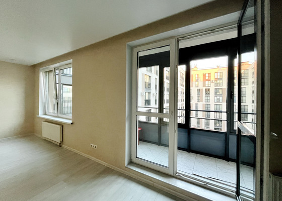 Продам трехкомнатную (3-комн.) квартиру, Кременчугская ул, 13к2, Санкт-Петербург г