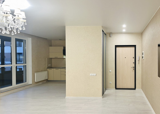 Продам трехкомнатную (3-комн.) квартиру, Кременчугская ул, 13к2, Санкт-Петербург г