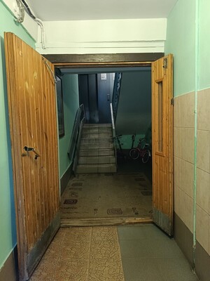 Продам двухкомнатную (2-комн.) квартиру, Озёрная ул, 25, Москва г