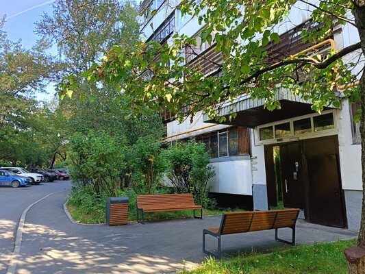 Продам двухкомнатную (2-комн.) квартиру, Озёрная ул, 25, Москва г