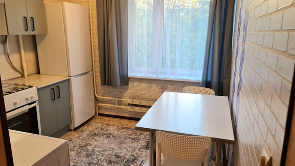 Продам однокомнатную (1-комн.) квартиру, Валдайский проезд, 12, Москва г