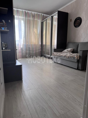 Продам однокомнатную (1-комн.) квартиру, Ленина ул, 203ке, Горячий Ключ г