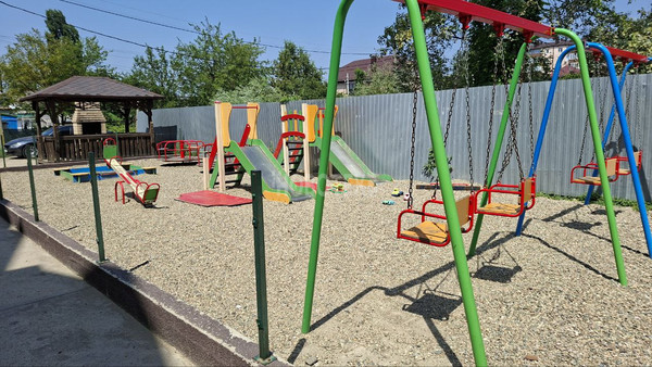 Продам однокомнатную (1-комн.) квартиру, Хадыженский пер, 14к2, Горячий Ключ г