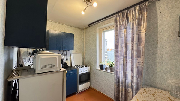 Продам однокомнатную (1-комн.) квартиру, Тентюковская ул, 103, Сыктывкар г