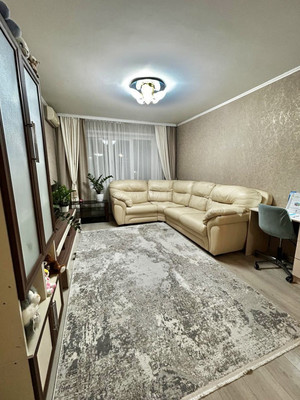 Продам трехкомнатную (3-комн.) квартиру, Ладожская ул, 123, Пенза г