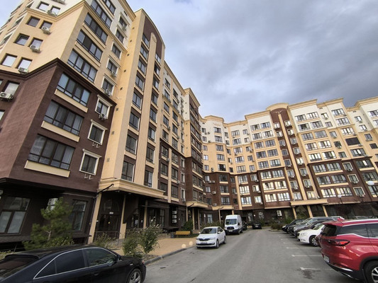 Продам двухкомнатную (2-комн.) квартиру, Крымской весны ул, 9к1, Мирное с