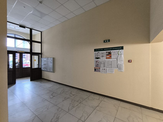 Продам двухкомнатную (2-комн.) квартиру, Крымской весны ул, 9к1, Мирное с