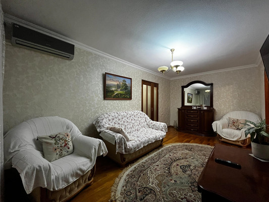 Продам двухкомнатную (2-комн.) квартиру, Ленина пр-кт, 41, Нальчик г