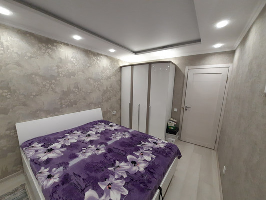 Продам двухкомнатную (2-комн.) квартиру, Колхозная ул, 20, Услонь д