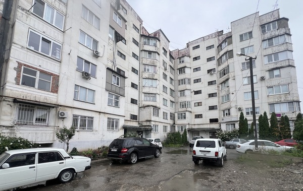 Продам многокомнатную квартиру, Осетинская ул, 146, Нальчик г
