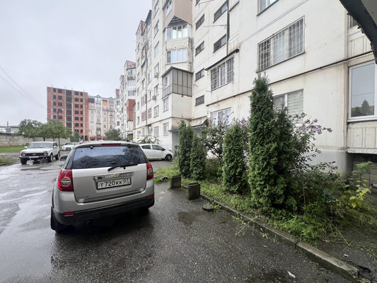 Продам многокомнатную квартиру, Осетинская ул, 146, Нальчик г