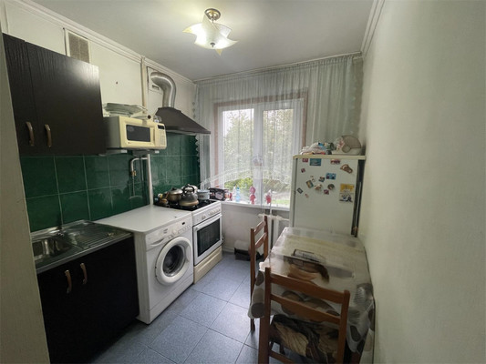Продам двухкомнатную (2-комн.) квартиру, 2-й Таманской Дивизии ул, 472, Вольный Аул кп