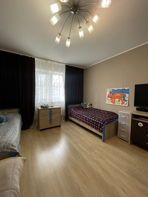 Продам двухкомнатную (2-комн.) квартиру, Бунина ул, 20, Липецк г