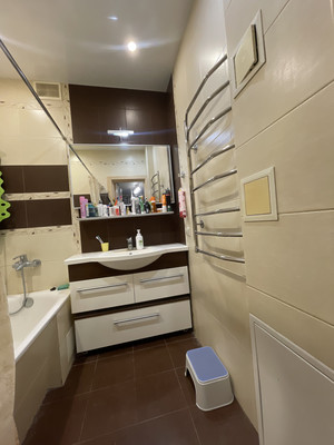 Продам двухкомнатную (2-комн.) квартиру, Бунина ул, 20, Липецк г