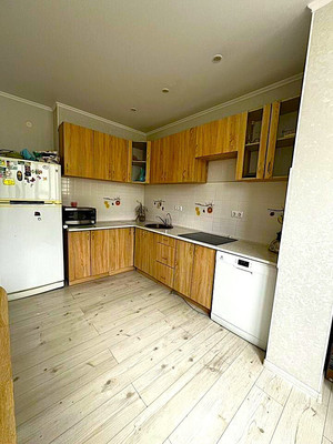 Продам двухкомнатную (2-комн.) квартиру, Орудийная ул, 32б, Калининград г