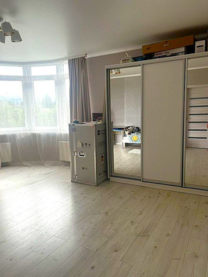 Продам двухкомнатную (2-комн.) квартиру, Орудийная ул, 32б, Калининград г