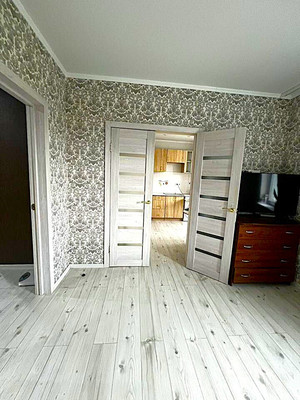 Продам двухкомнатную (2-комн.) квартиру, Орудийная ул, 32б, Калининград г