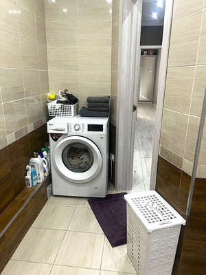 Продам двухкомнатную (2-комн.) квартиру, Орудийная ул, 32б, Калининград г