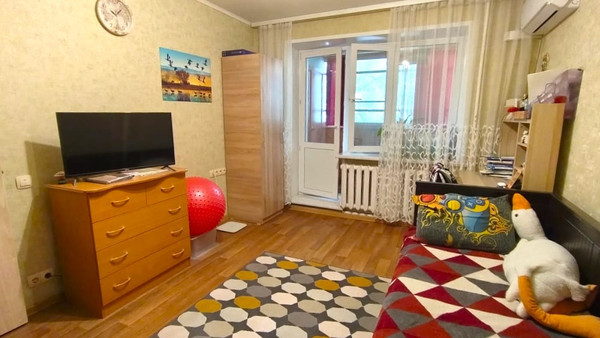 Продам однокомнатную (1-комн.) квартиру, Шоссейная ул, 3, Люберцы г