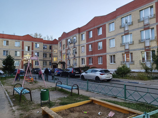 Продам двухкомнатную (2-комн.) квартиру, Пушкинская ул, 3к4, Ашукино дп